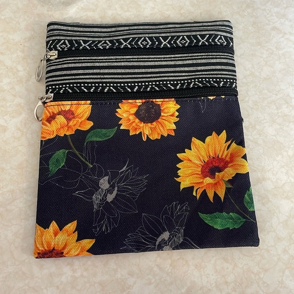 Vibrant Sunflower Print Crossbody Bag, New - Picture 1 of 2
